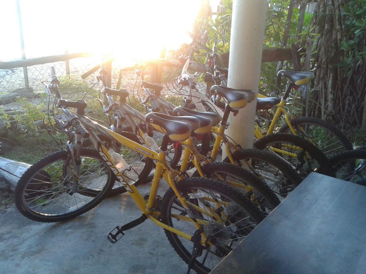 Pandan Beach Homestay Kampong Pandan Exterior foto
